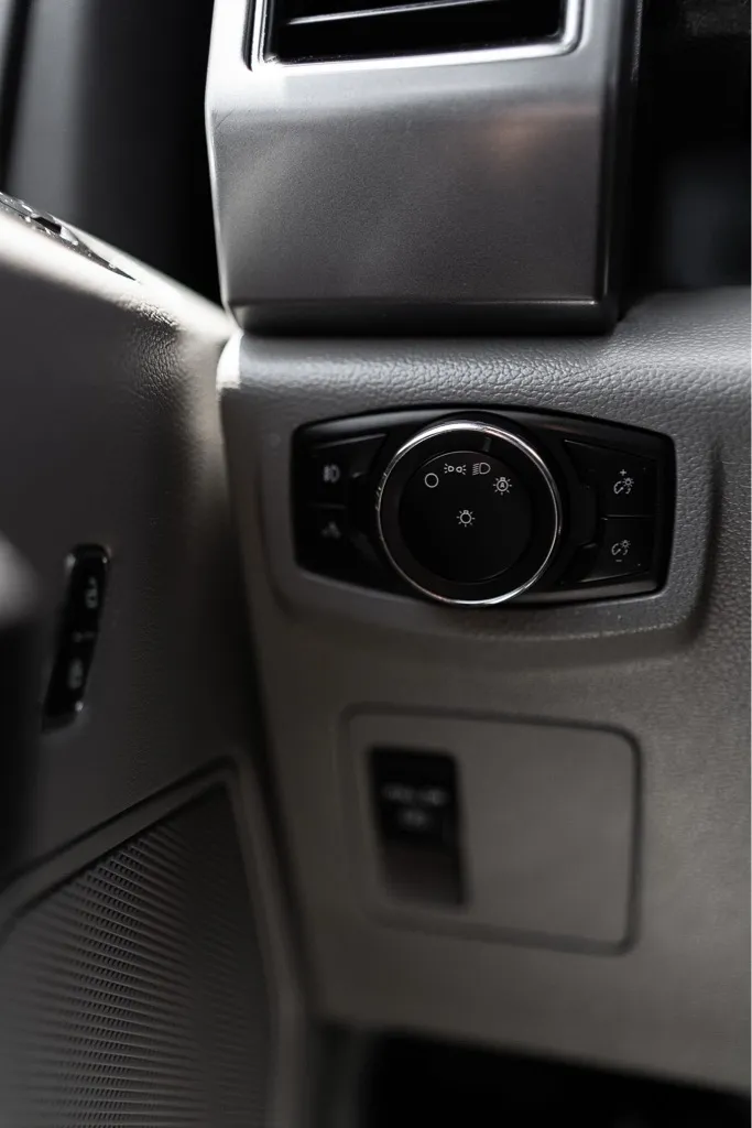 2020 Ford F-150 XLT - Photo 15