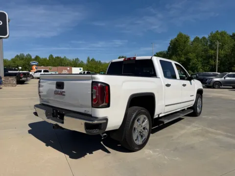 More photos of 2018 GMC SIERRA 1500 SLT at Carolina Auto Finance, NC