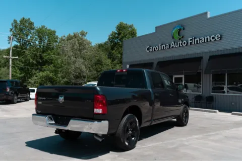 More photos of 2019 RAM 1500 CLASSIC SLT at Carolina Auto Finance, NC