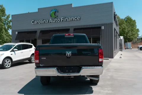 More photos of 2019 RAM 1500 CLASSIC SLT at Carolina Auto Finance, NC