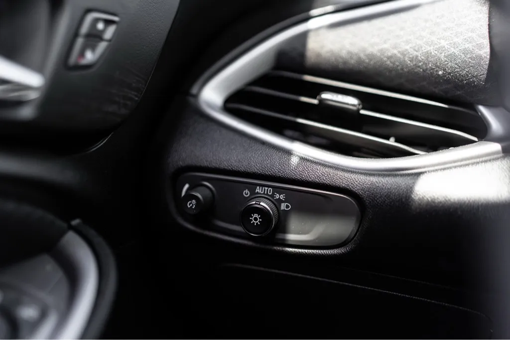 2023 Chevrolet Malibu 1LT - Photo 17