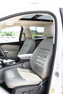 More photos of 2018 FORD ESCAPE TITANIUM at Carolina Auto Finance, NC