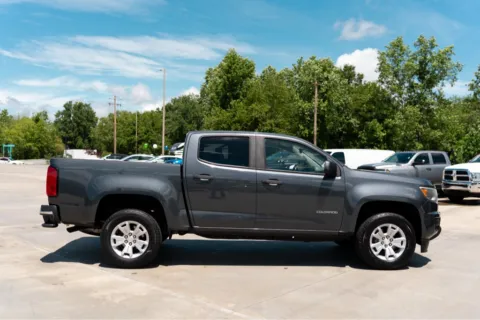 More photos of 2017 CHEVROLET COLORADO WORK TRUCK at Carolina Auto Finance, NC