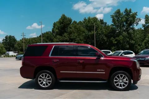 More photos of 2017 GMC YUKON DENALI at Carolina Auto Finance, NC