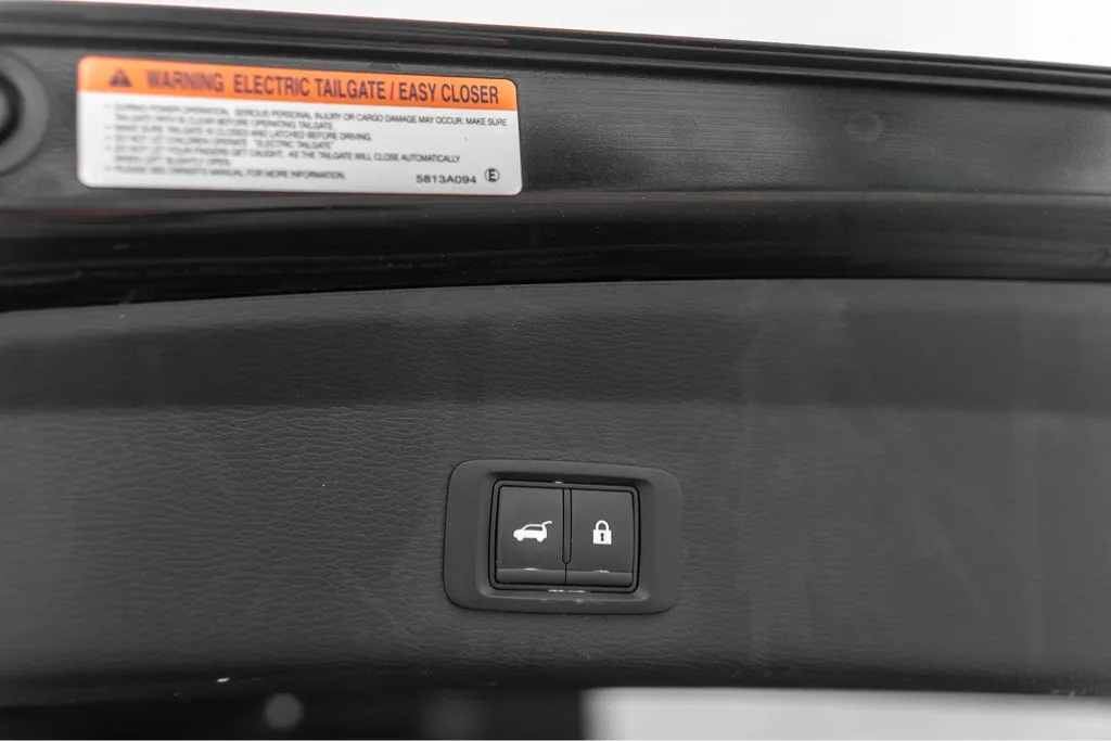 2023 Mitsubishi Outlander SEL - Photo 12