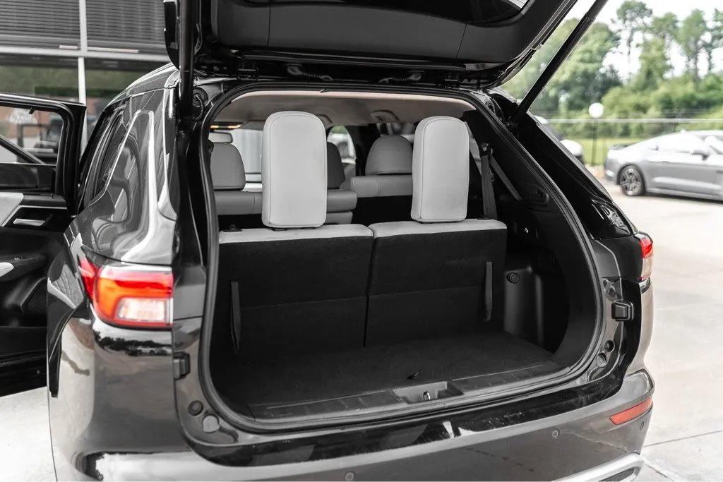 2023 Mitsubishi Outlander SEL - Photo 11