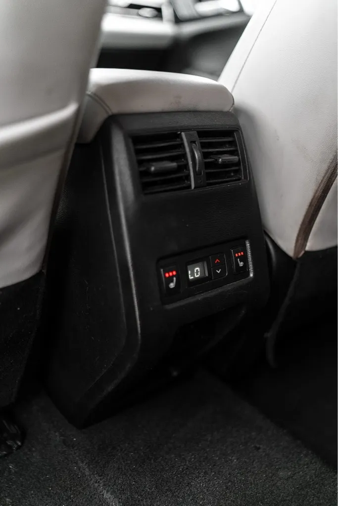 2023 Mitsubishi Outlander SEL - Photo 13