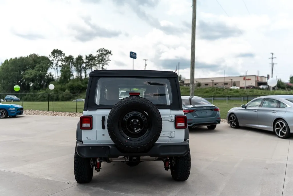 2018 Jeep All-New Wrangler Unlimited Sport - Photo 6