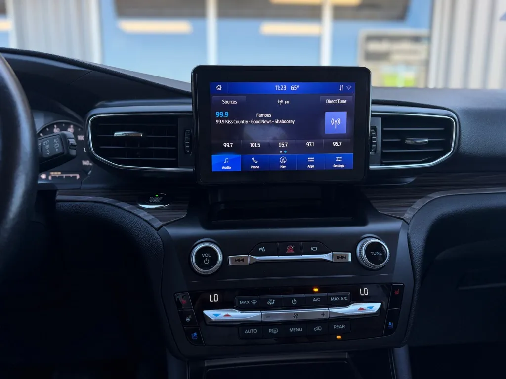 2020 Ford Explorer Limited - Photo 11