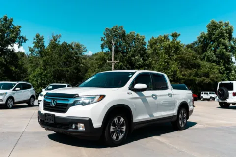 White 2019 HONDA RIDGELINE RTL for sale in Forest City, NC