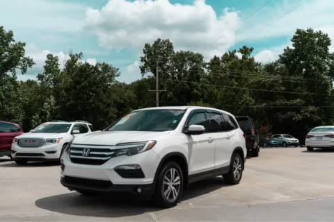 White 2017 HONDA PILOT EXL for sale in Forest City, NC