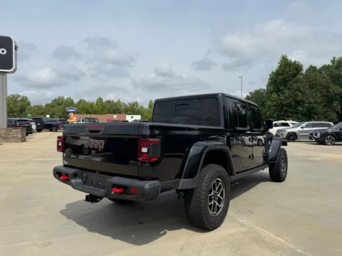 More photos of 2025 JEEP GLADIATOR RUBICON at Carolina Auto Finance, NC