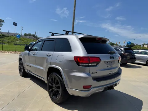More photos of 2019 JEEP GRAND CHEROKEE LAREDO at Carolina Auto Finance, NC