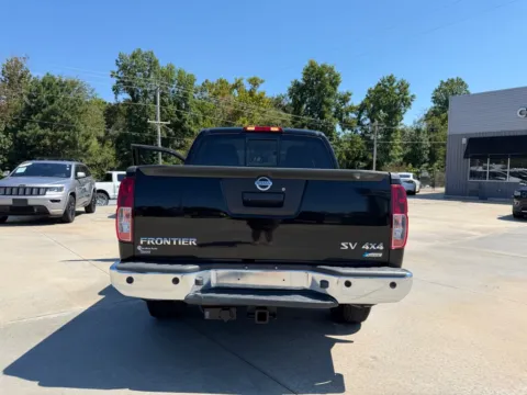 More photos of 2017 NISSAN FRONTIER SV at Carolina Auto Finance, NC