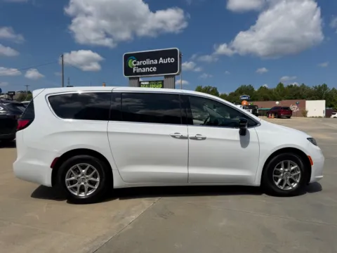 More photos of 2024 CHRYSLER PACIFICA TOURING L at Carolina Auto Finance, NC