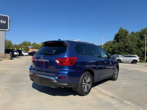 More photos of 2020 NISSAN PATHFINDER S at Carolina Auto Finance, NC