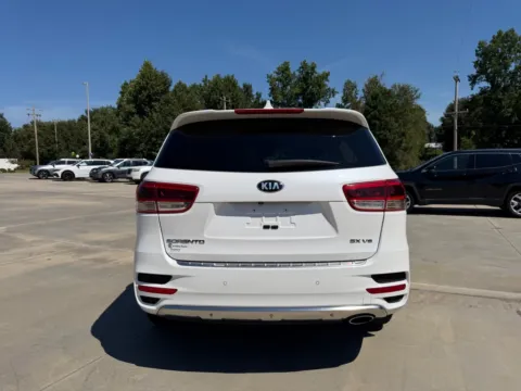 More photos of 2016 KIA SORENTO SX at Carolina Auto Finance, NC