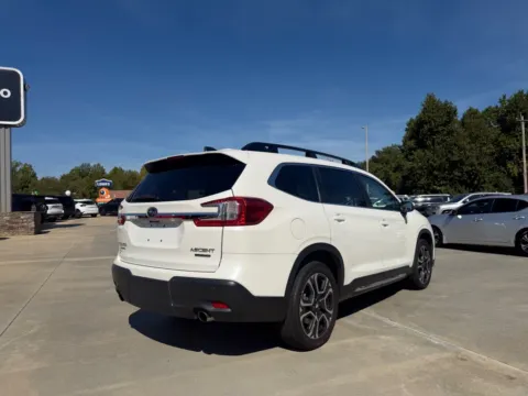 More photos of 2023 SUBARU ASCENT LIMITED at Carolina Auto Finance, NC