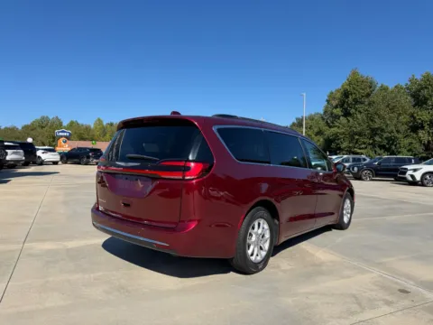 More photos of 2022 CHRYSLER PACIFICA TOURING L at Carolina Auto Finance, NC