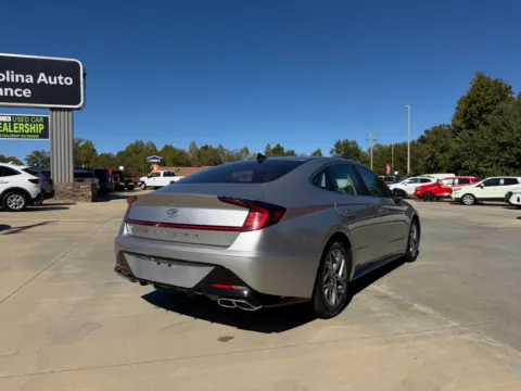 More photos of 2021 HYUNDAI SONATA SEL at Carolina Auto Finance, NC