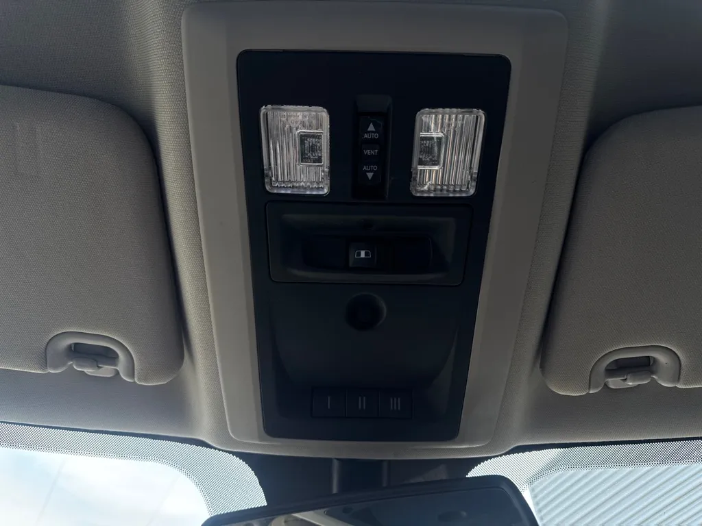 2017 RAM Ram 3500 Pickup Laramie Longhorn - Photo 14