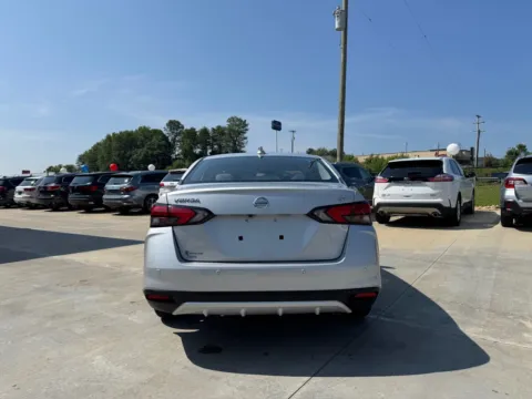 More photos of 2020 NISSAN VERSA SV at Carolina Auto Finance, NC