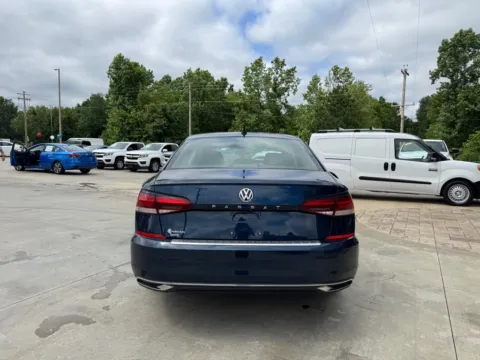 More photos of 2021 VOLKSWAGEN PASSAT SE at Carolina Auto Finance, NC
