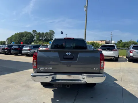 More photos of 2019 NISSAN FRONTIER SV at Carolina Auto Finance, NC