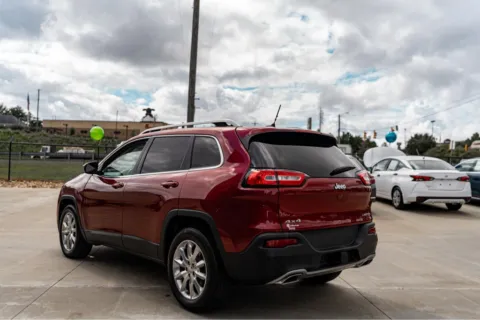 More photos of 2015 JEEP CHEROKEE LIMITED at Carolina Auto Finance, NC
