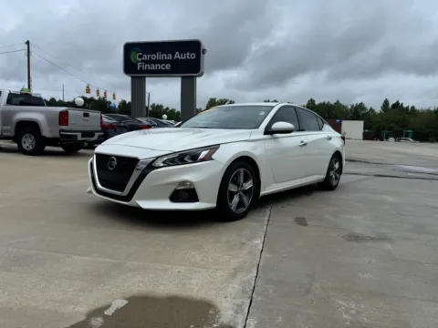 White 2019 NISSAN ALTIMA SV for sale in Forest City, NC