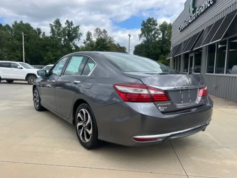 More photos of 2017 HONDA ACCORD LX at Carolina Auto Finance, NC