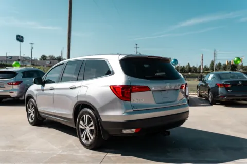 More photos of 2017 HONDA PILOT EXL at Carolina Auto Finance, NC