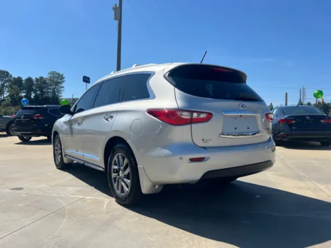 More photos of 2015 INFINITI QX60 at Carolina Auto Finance, NC