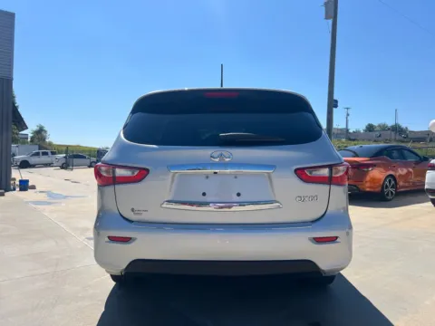 More photos of 2015 INFINITI QX60 at Carolina Auto Finance, NC