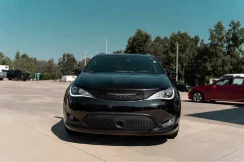 Photos of 2019 CHRYSLER PACIFICA LIMITED for sale in Forest City, NC at Carolina Auto Finance