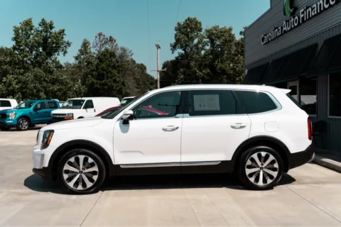 Photos of 2022 KIA TELLURIDE EX for sale in Forest City, NC at Carolina Auto Finance
