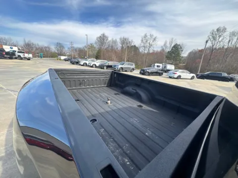 More photos of 2018 RAM 3500 ST at Carolina Auto Finance, NC