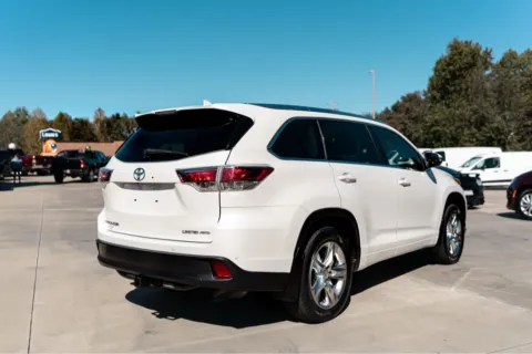 Another view of 2015 TOYOTA HIGHLANDER LIMITED for sale in Forest City, NC at Carolina Auto Finance