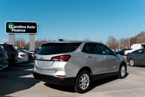 More photos of 2022 CHEVROLET EQUINOX LS at Carolina Auto Finance, NC