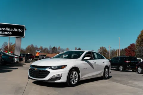 White 2021 CHEVROLET MALIBU LT for sale in Forest City, NC