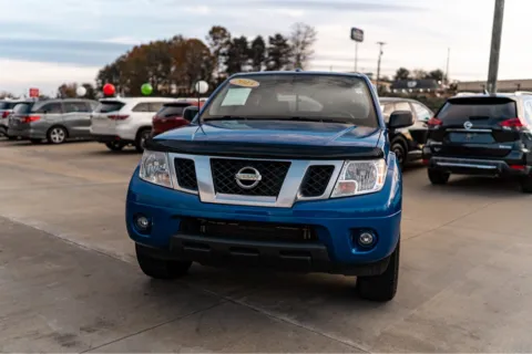 More photos of 2013 NISSAN FRONTIER SV at Carolina Auto Finance, NC