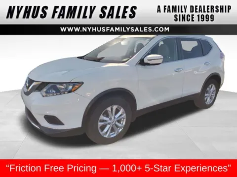 White 2016 Nissan Rogue SV for sale in Perham, MN