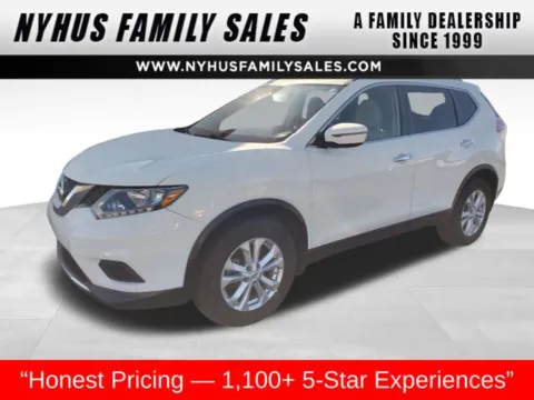 White 2016 Nissan Rogue SV for sale in Perham, MN