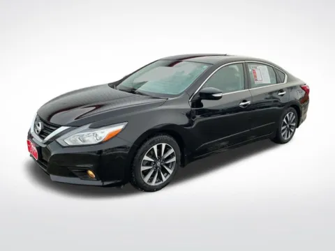 Black 2016 Nissan Altima 2.5 SL for sale in Perham, MN