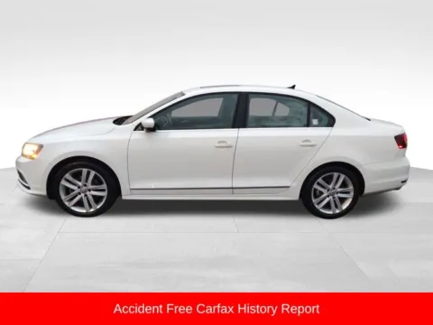 More photos of 2017 Volkswagen Jetta 1.8T SEL at Nyhus Family Sales, MN