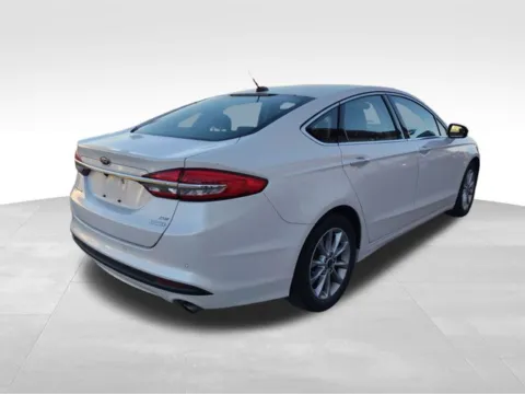 More photos of 2017 Ford Fusion SE at Nyhus Family Sales, MN