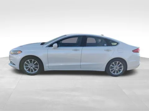 More photos of 2017 Ford Fusion SE at Nyhus Family Sales, MN