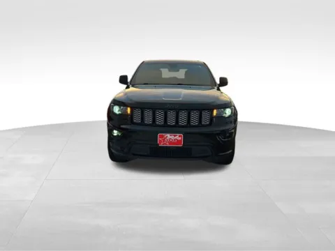 Photos of 2018 Jeep Grand Cherokee Altitude for sale in Perham, MN at Nyhus Family Sales