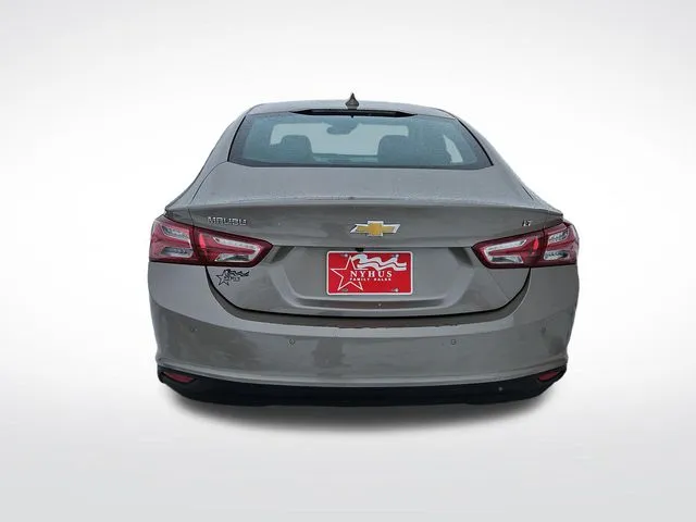 Chevrolet Malibu photo 5