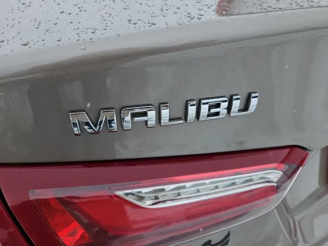 Chevrolet Malibu photo 21